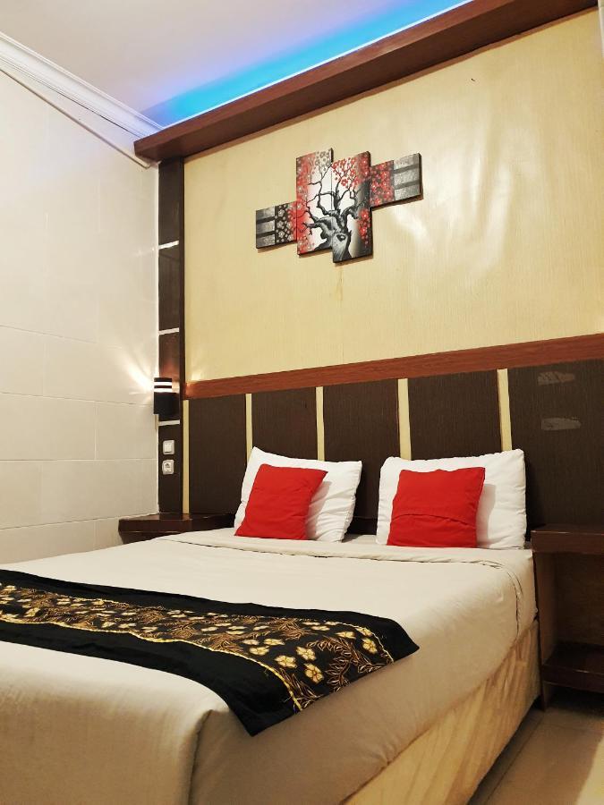 Oyo 822 Hotel Mukti Jaya Purwokerto Exterior foto