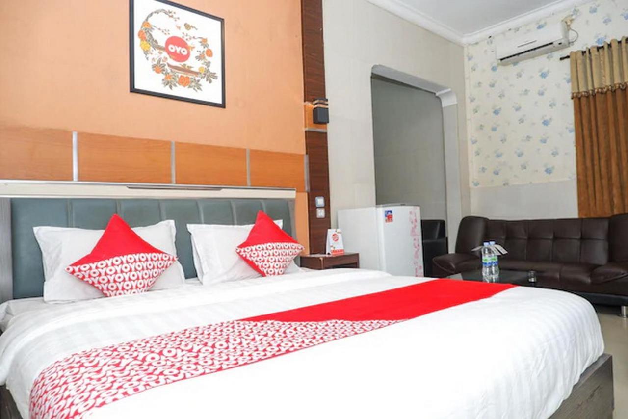 Oyo 822 Hotel Mukti Jaya Purwokerto Exterior foto